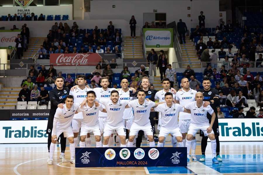 Jogar Champions League é experiência única para brasileiros no Cazaquistão Jogar Champions League é experiência única para brasileiros no Cazaquistão