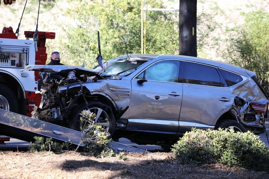 Tiger Woods' Genesis GV80 after a car crash Tiger Woods' Genesis GV80 after a car crash