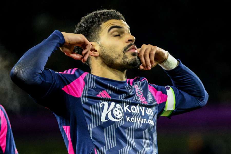 Gibbs-White celebrates his goal