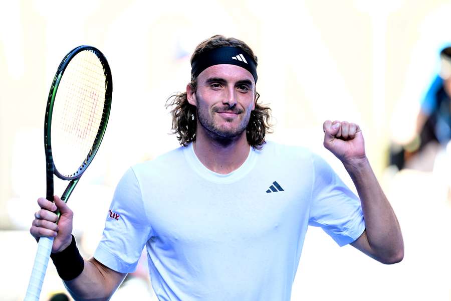 Tsitsipas celebra su pase a la final