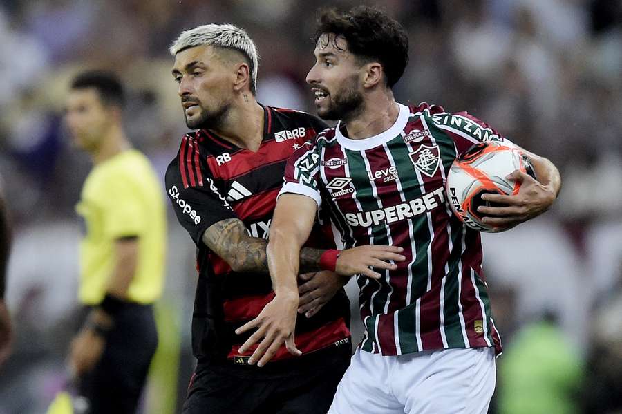 Martinelli em ação no primeiro jogo da final do Campeonato Carioca