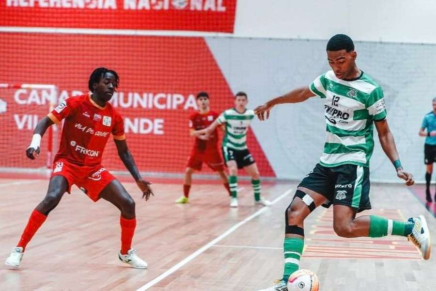 SC Lusitânia não conseguiu voo para o continente