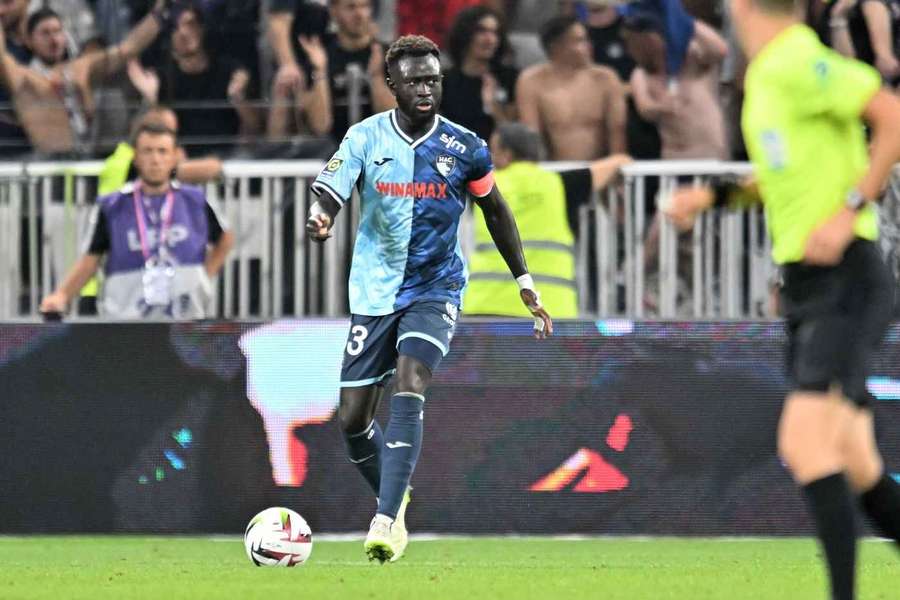 DONE DEAL? Sevilla reach agreement with Lens defender Sangate DONE DEAL? Sevilla reach agreement with Lens defender Sangate