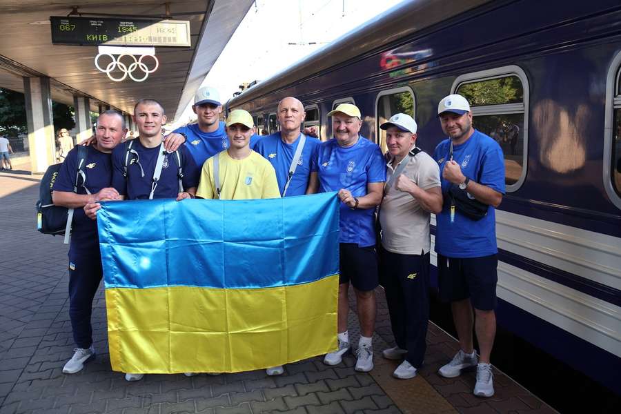 Das ukrainische Boxteam auf dem Weg von Kiew nach Paris.