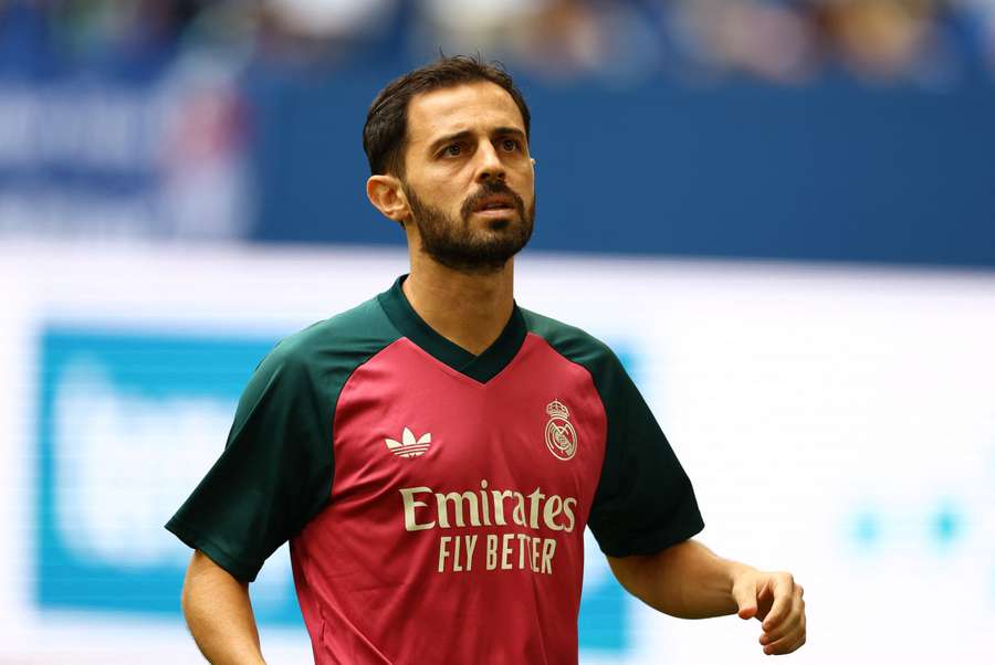 Silva si užíval výstavu trofejí Realu Madrid. Silva si užíval výstavu trofejí Realu Madrid.