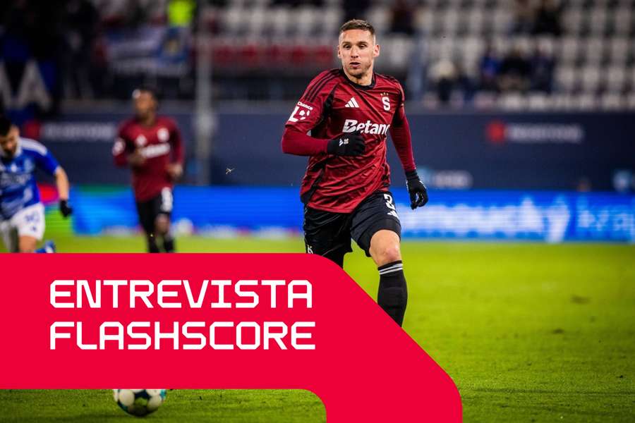 O defesa do Sparta, Pavel Kadeřábek, no jogo da Liga frente ao Olomouc