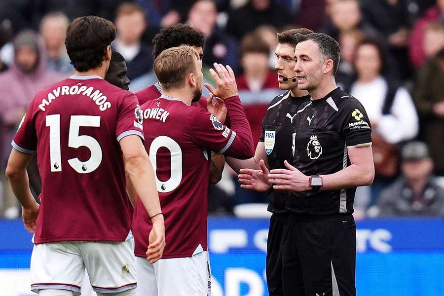 Jarrod Bowen argues his case with the officials