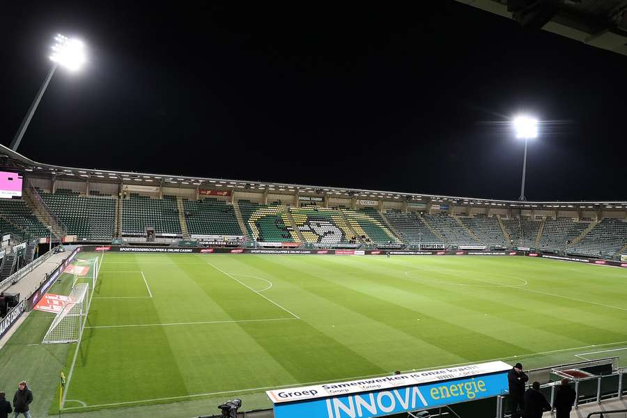 Het Bingoal Stadion van ADO Den Haag bij stil weer