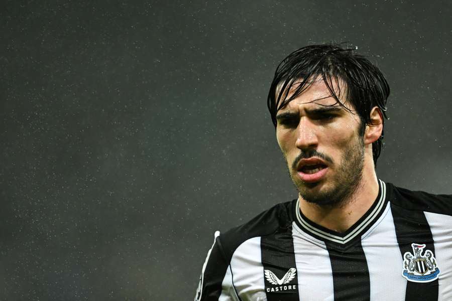 Sandro Tonali in action for Newcastle United before his first ban