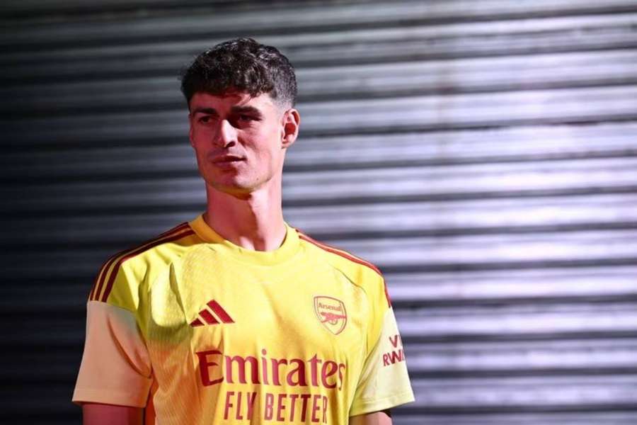 Arsenal přivedl Kepu, měl by krýt záda krajanovi Rayovi.