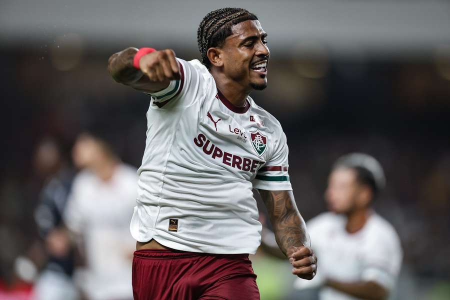 John Kennedy abriu o placar em Remo 0x2 Fluminense