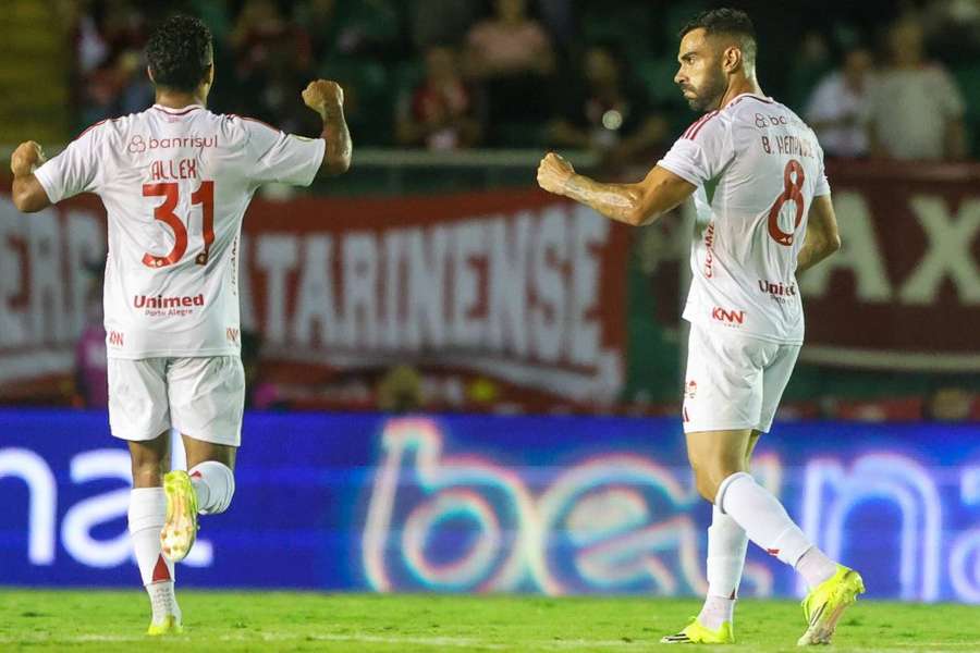 Inter anotou um gol em cada tempo