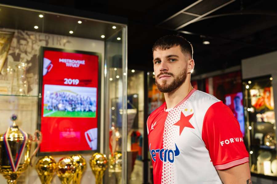 Jurásek bude opět hrát za Slavii.