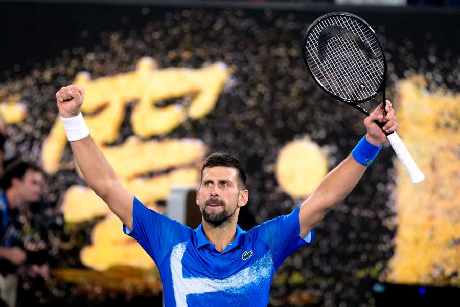 Djokovič sa priblížil k boju o trofej.