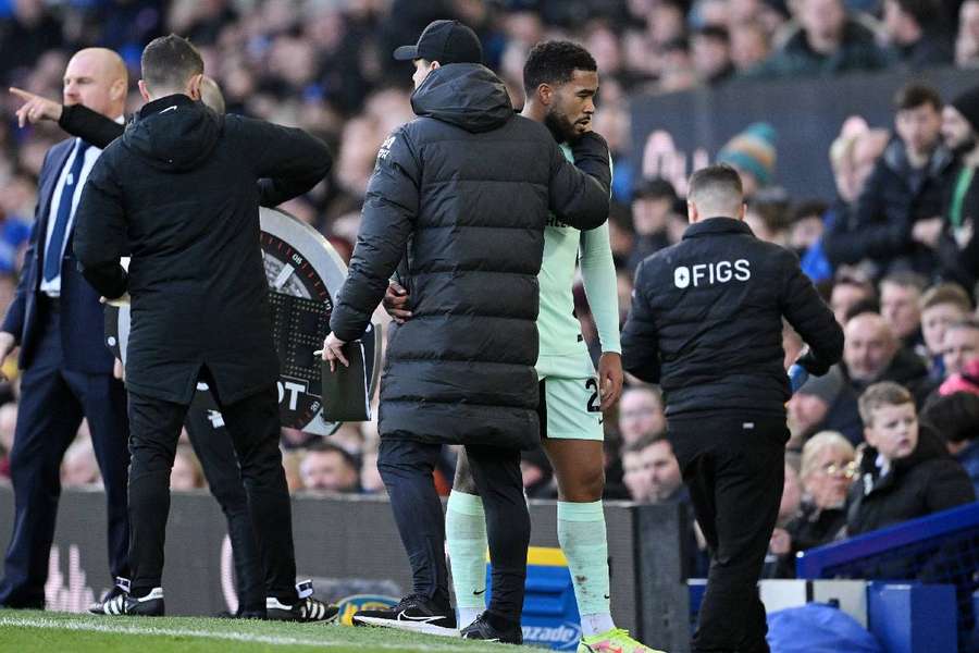 Lateral-direito inglês Reece James está fora da Copa do Mundo