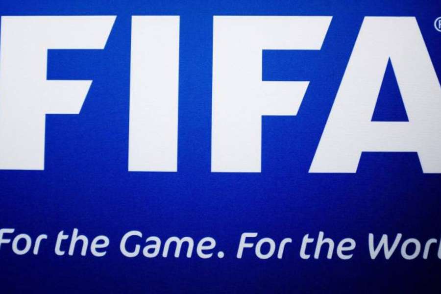FIFA chce, aby algorytm zastąpił transakcje między klubami