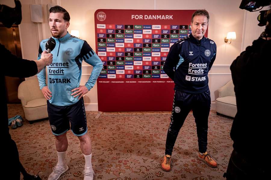Kasper Hjulmand og landsholdet er under stort forventningspres, men et hold under fornyelse kræver tid for at folde sig ud. Kasper Hjulmand og landsholdet er under stort forventningspres, men et hold under fornyelse kræver tid for at folde sig ud.
