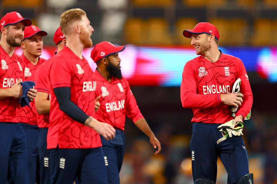 England face Sri Lanka with the chance to go through to the semi-finals of the T20 World Cup