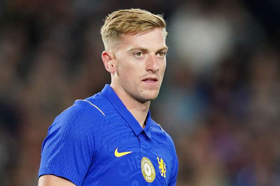 Il Como fa un "primo sondaggio" per l'attaccante del Chelsea Liam Delap, ormai in uscita Il Como fa un "primo sondaggio" per l'attaccante del Chelsea Liam Delap, ormai in uscita