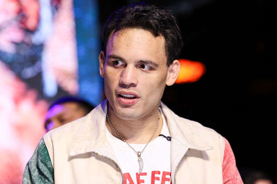 US authorities accuse Julio Cesar Chavez Jr of making fraudulent statements on his application for a permanent United States residency
