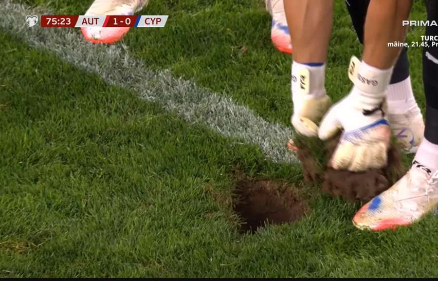 Groapa de pe stadionul Austriei Groapa de pe stadionul Austriei