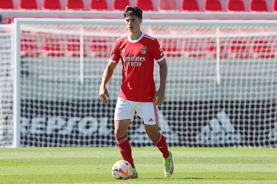 Tiago Coser tinha contrato com o Benfica até 2026