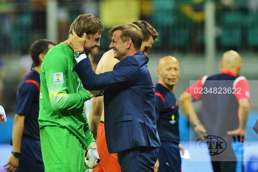 Tim Krul and Frans Hoek after the 2014 World Cup penalty shootout against Costa Rica