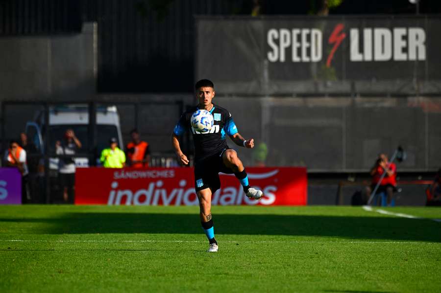 Santiago Solari, titular en Racing.