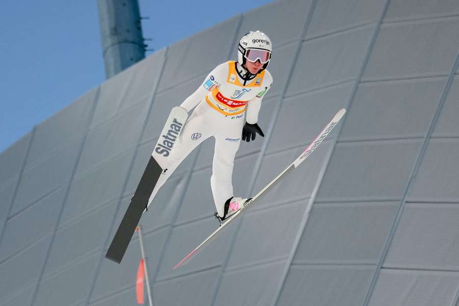 Triumf Słowenki Prevc w Zhangjiakou, Twardosz 22., Bełtowska 31.