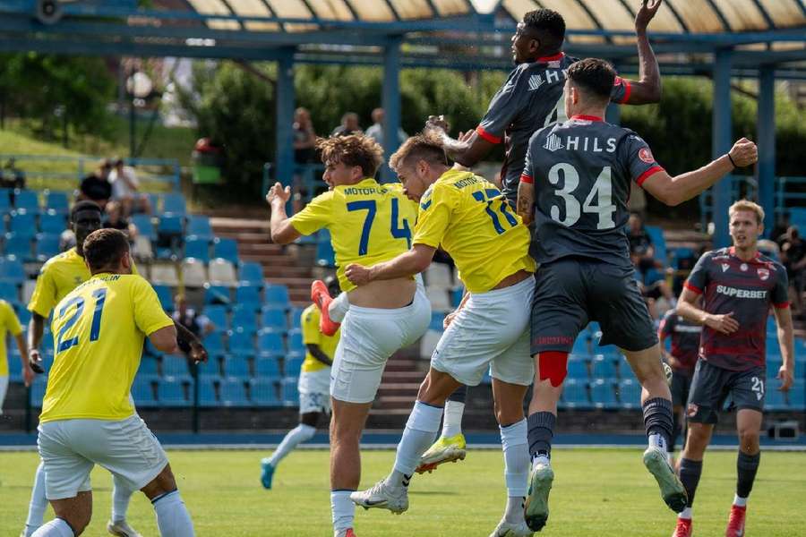Dinamo remizează în primul amical din cantonamentul din Polonia