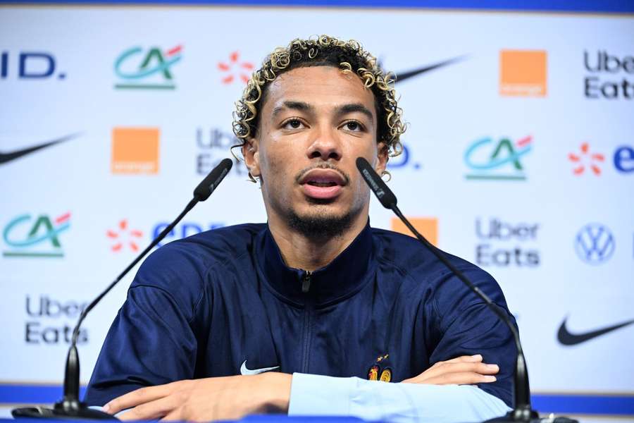 Ekitike on the competition with Isak: I expect to be competing with the best players