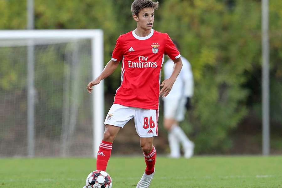 Tiago Dantas ao serviço do Benfica