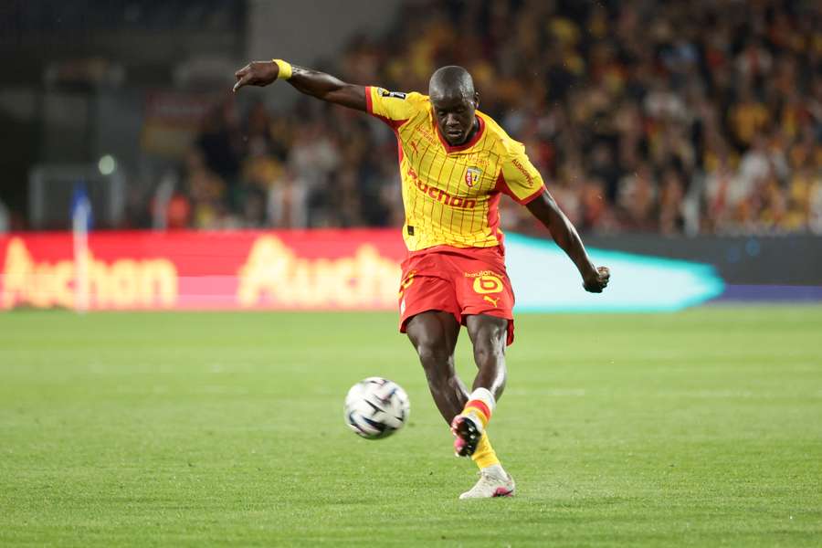 Malang Sarr avec Lens.