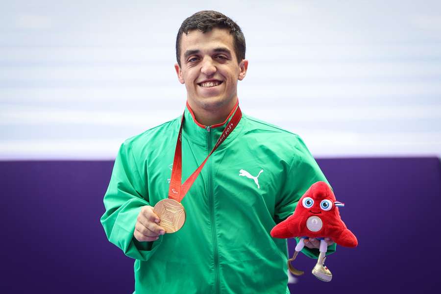 Miguel Monteiro conquistou medalha de ouro no lançamento do peso