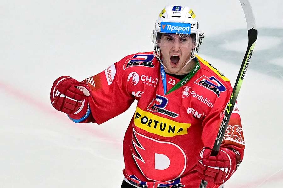Lukáš Sedlák pomohl po návratu z NHL Dynamu k vítězství v základní části.