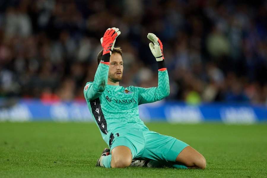 Real Sociedad keeper Remiro welcomes Barcelona rumours Real Sociedad keeper Remiro welcomes Barcelona rumours