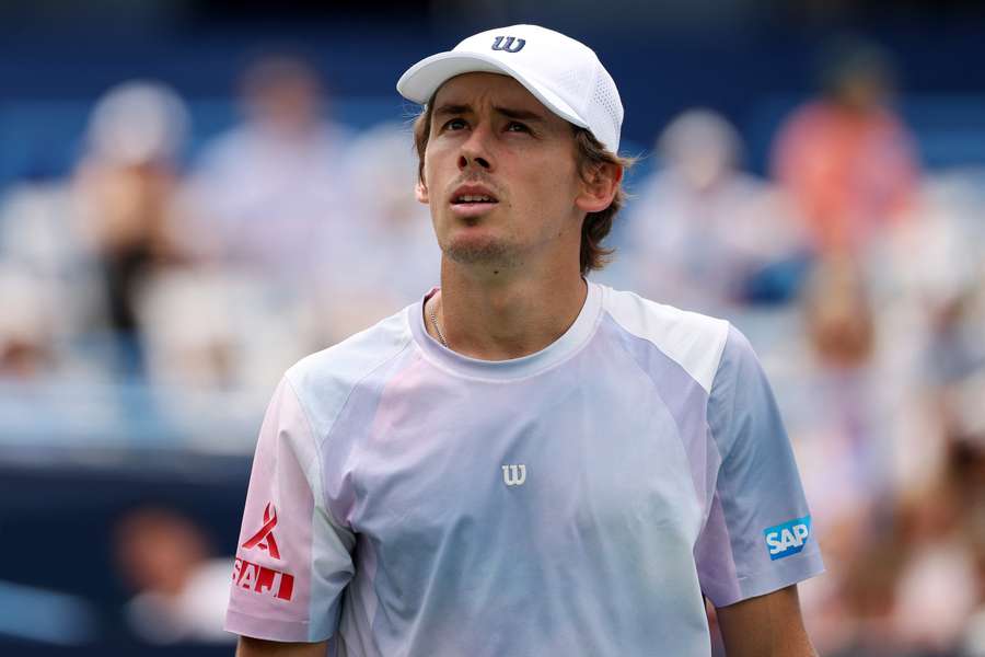 De Miñaur, concentrado ante Tsitsipas en Washington