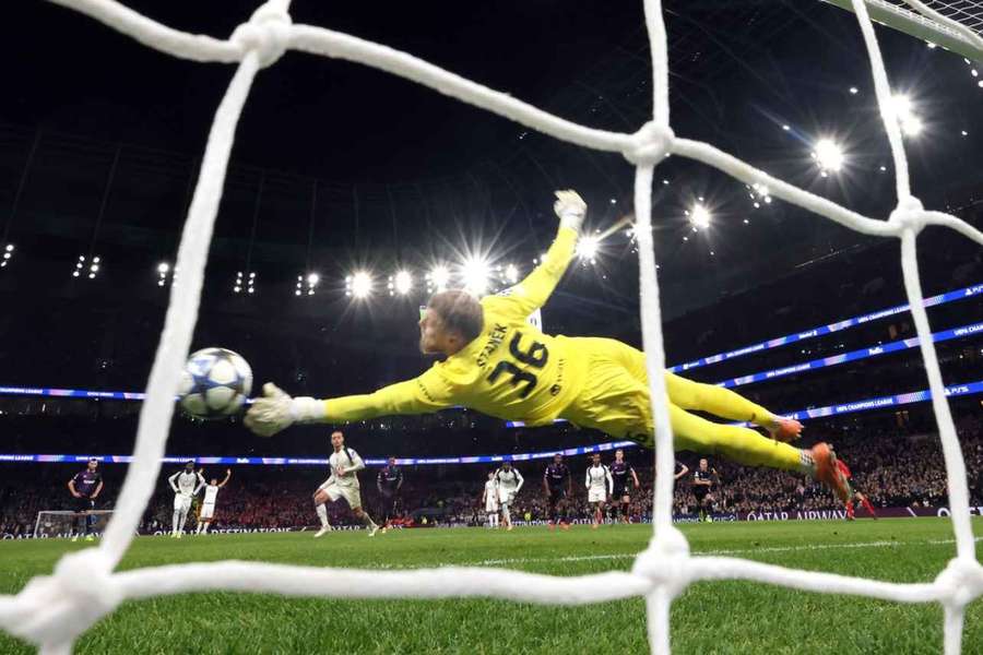 Staněk odchytal skvělý zápas. Staněk odchytal skvělý zápas.