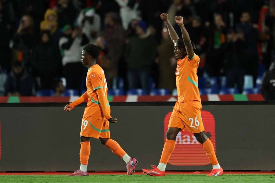 Les Éléphants en balade. Les Éléphants en balade.