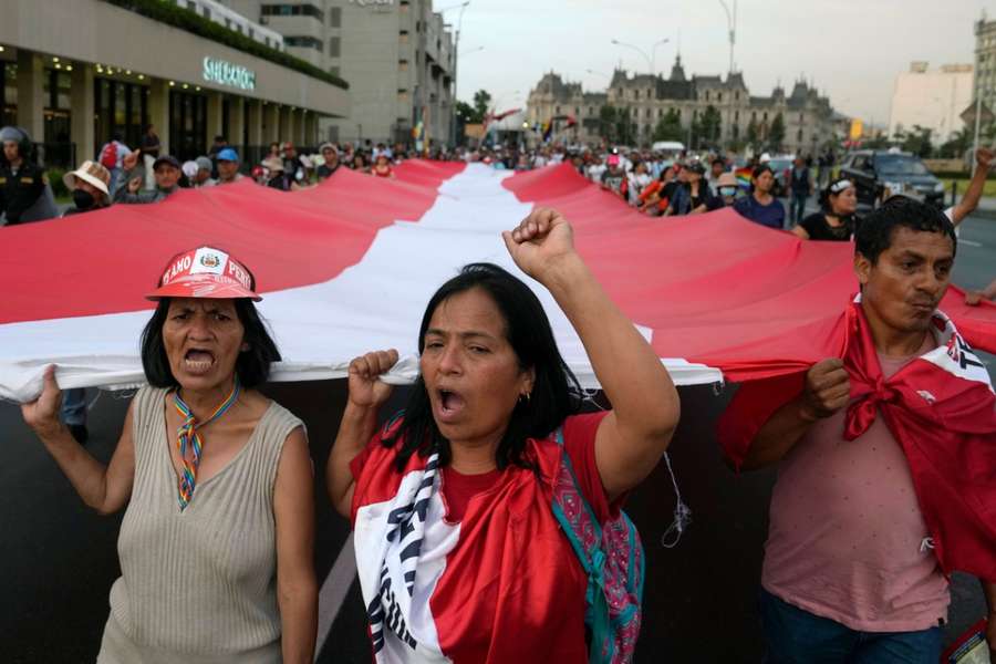 Protestos tomam conta das ruas peruanas desde dezembro