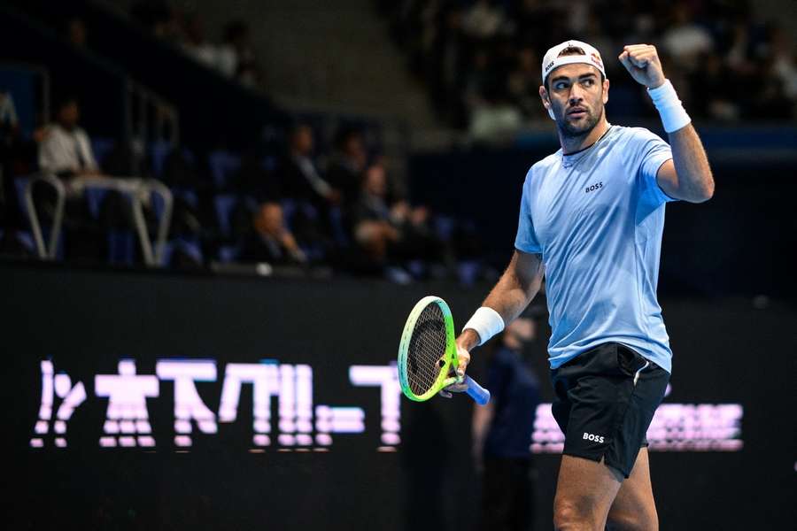 Matteo Berrettini nahradil v italském týmu Flavia Cobolliho.