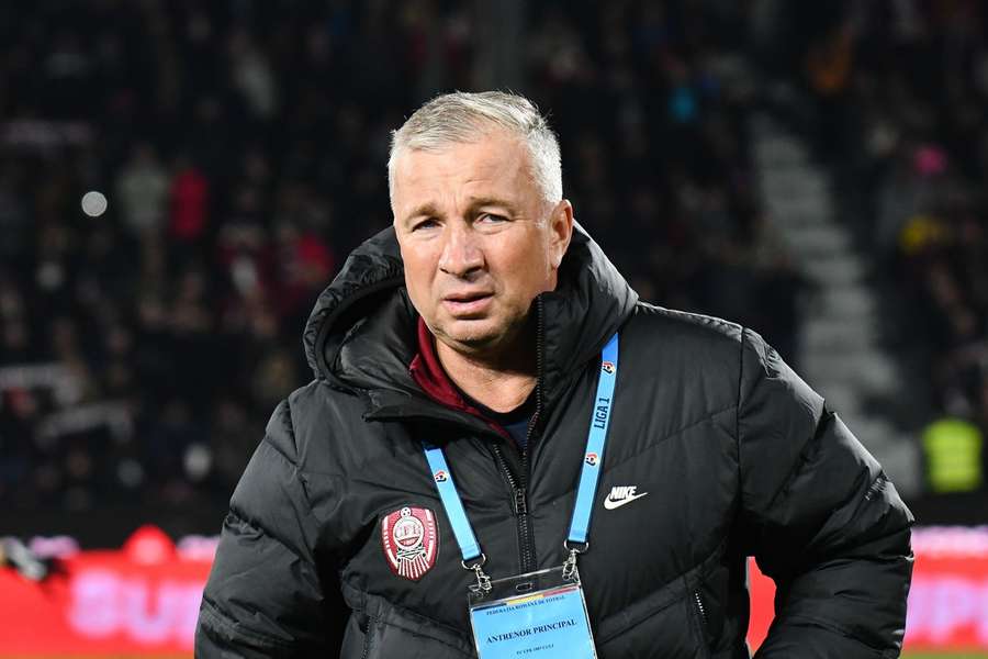 Trupa lui Dan Petrescu a fost învinsă cu 3-1 pe stadionul Giulești