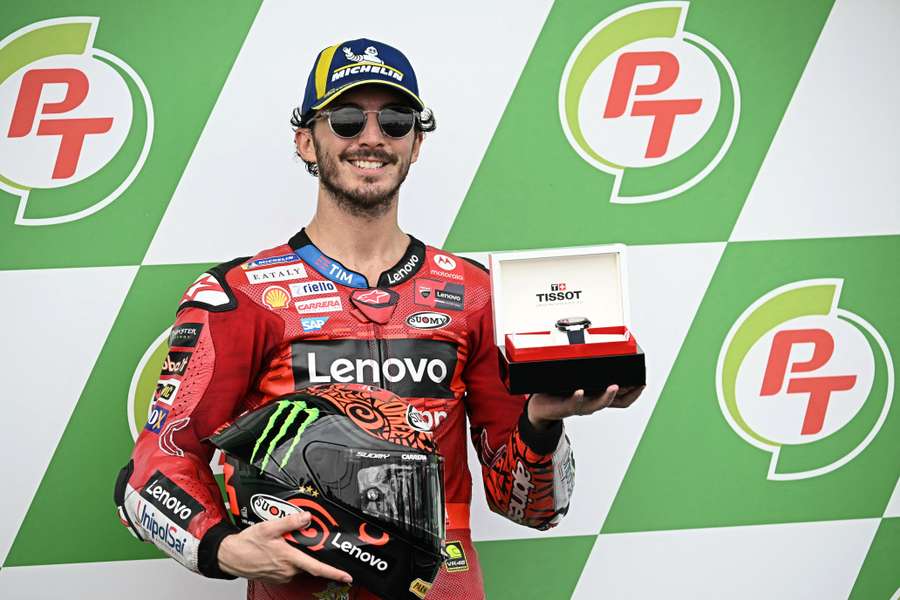 MotoGP, Bagnaia ottiene la pole in Thailandia davanti a Bastianini e Martin