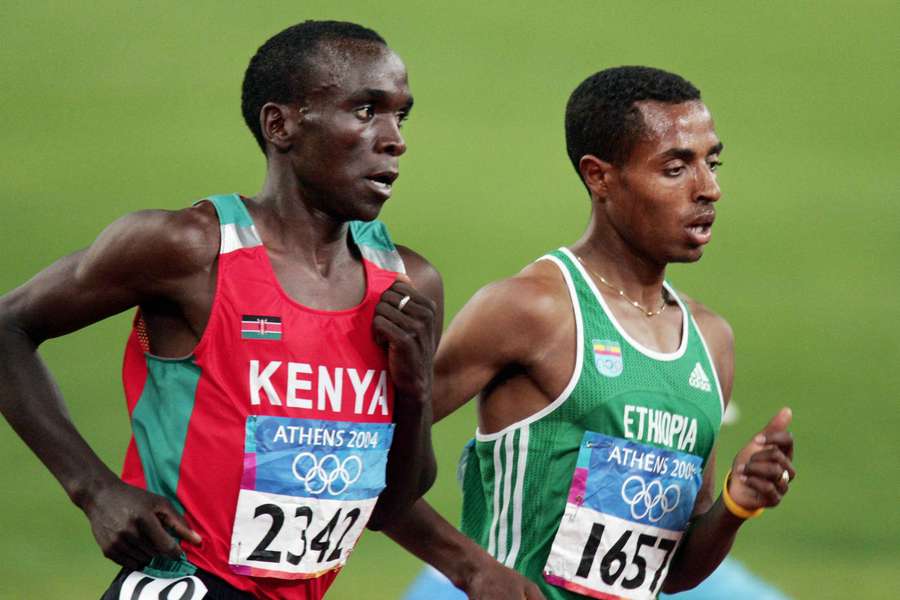 Kipchoge e Bekele nos Jogos de Atenas de 2004.