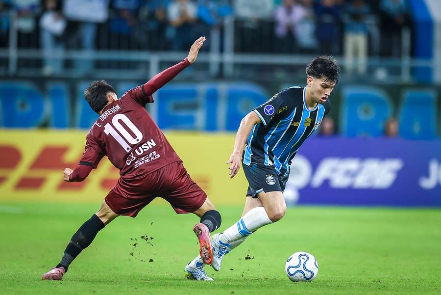 O Grêmio terá que disputar os playoffs da Copa Sul-Americana O Grêmio terá que disputar os playoffs da Copa Sul-Americana