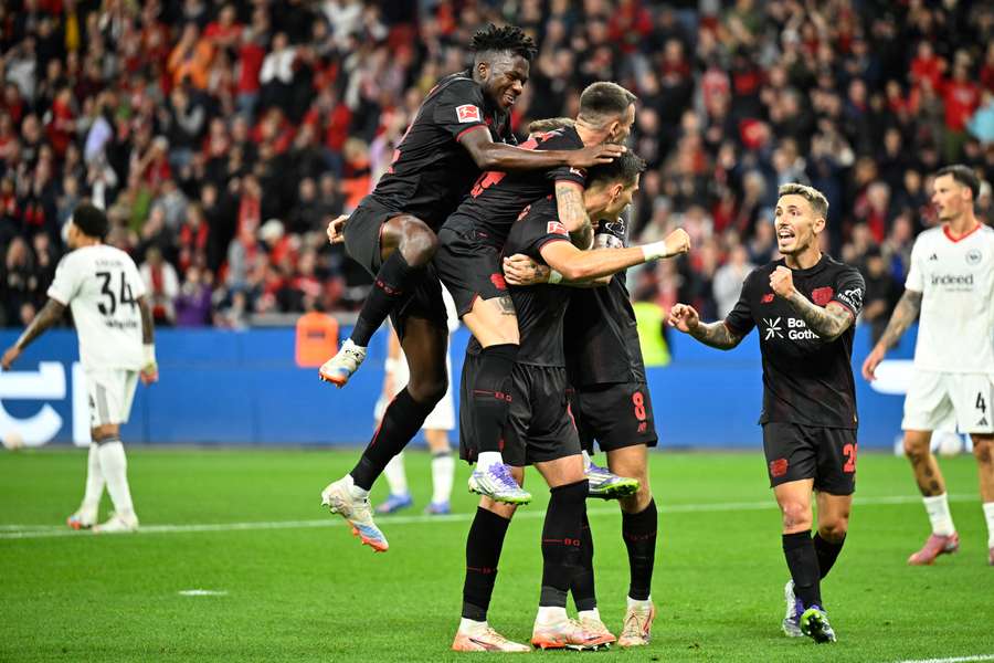Bayer Leverkusen scored both goals from set pieces