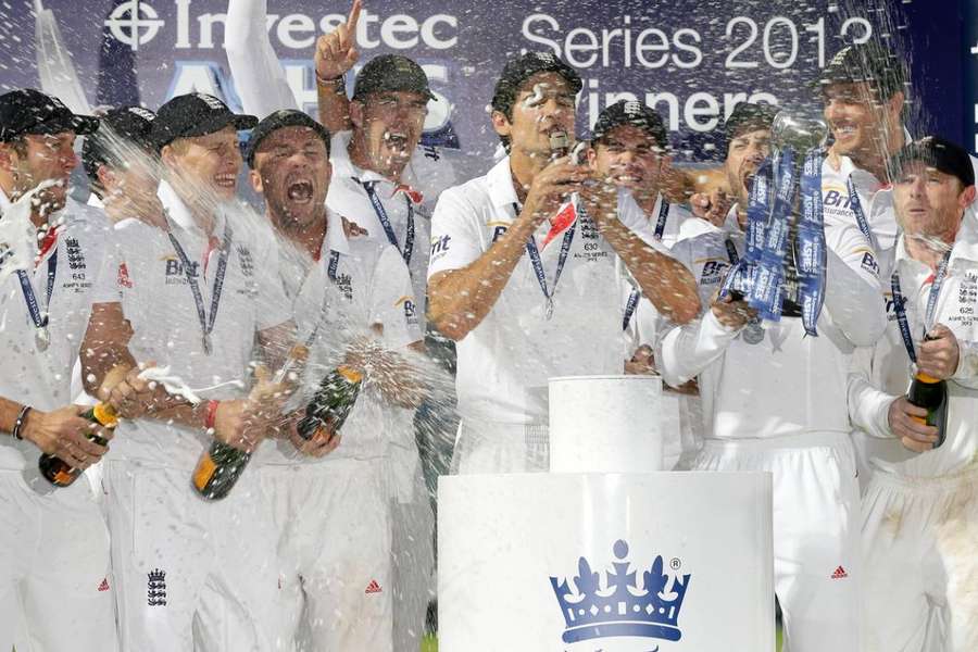 Alastair Cook lifts the urn after England's triumphant win in 2013.