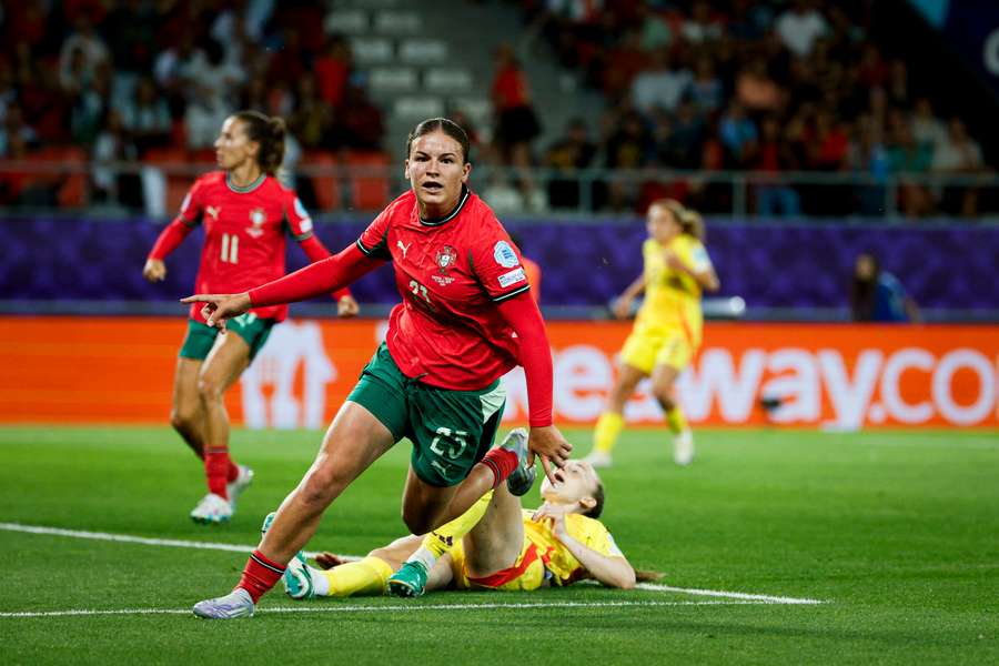 Telma Encarnação, do Sporting, festeja no Euro-2025