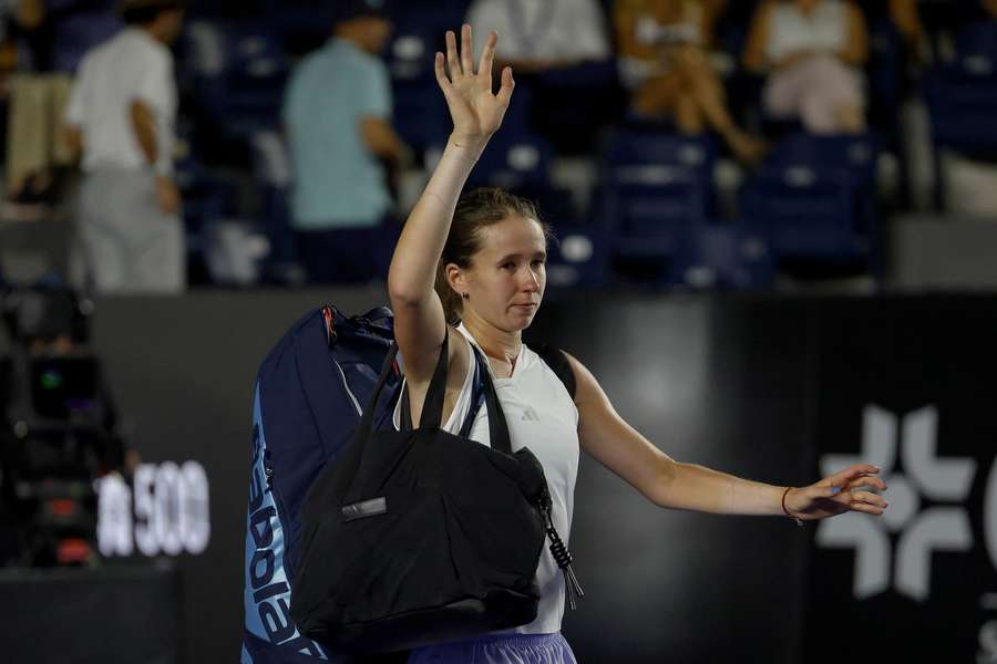 Nikola Bartůňková bude muset dohrát zápas prvního kola US Open až ve středu.