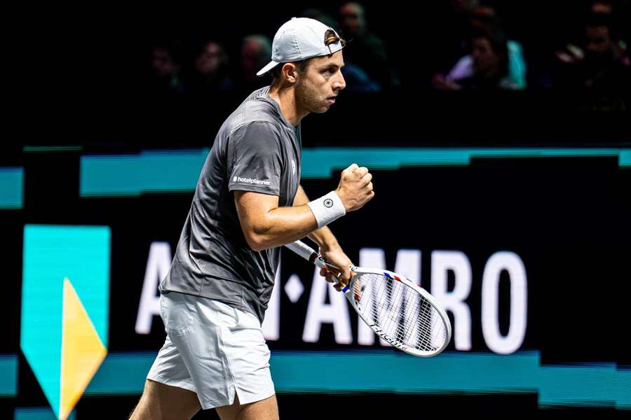 Tallon Griekspoor celebrates winning a point during his match against Mpetshi Perricard